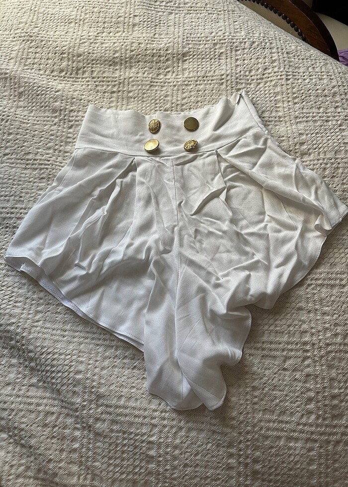 Yüksek Bel Beyaz Şort. - Görsel 2