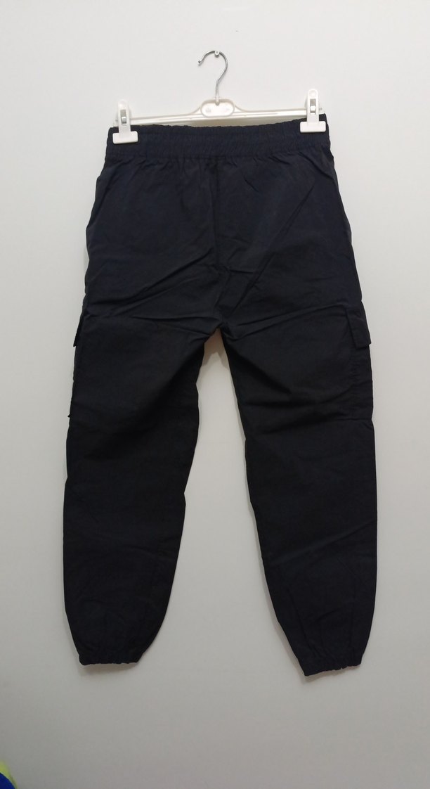 Kadın Siyah Kemerli Rahat Paraşüt Pantolon - Görsel 2