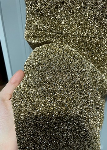 Parlak Altın Renkli Uzun Drapeli Abiye Elbise - Görsel 4