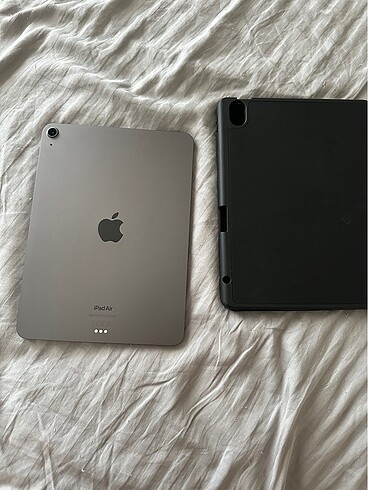 Beden Apple ipad 5. Nesil 64 gb (Kılıf Hediyeli)