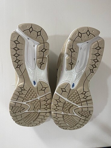 42 Beden camel Renk New balance 2002R