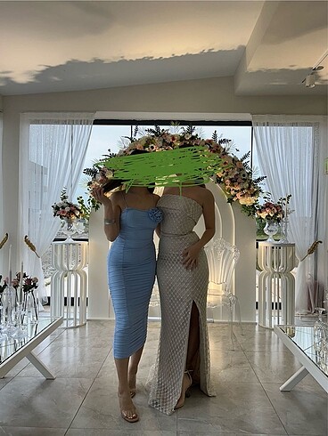 s Beden zara gül detaylı mavi elbise
