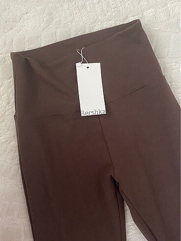 m Beden kahverengi Renk Bershka pantolon