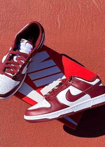 Nike Nike Dunk Bordo