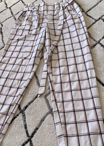 Bej Ekose Desenli Kemerli Kumaş Pantolon - Görsel 2