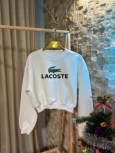 Lacoste Sweatshirt