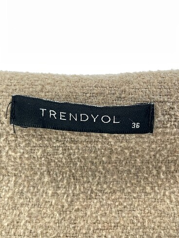 36 Beden çeşitli Renk Trendyol & Milla Kaban %70 İndirimli.
