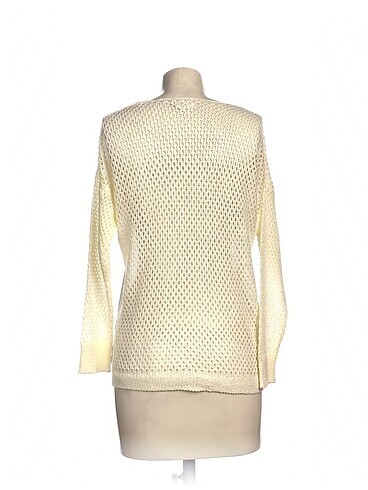 universal Beden PreLoved Kazak / Triko %70 İndirimli.