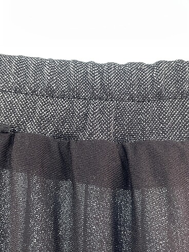 m Beden çeşitli Renk PreLoved Midi Etek %70 İndirimli.