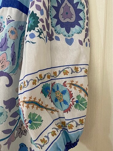 40 Beden çeşitli Renk ELBİSE DESENLİ 40-42 UYUMLU