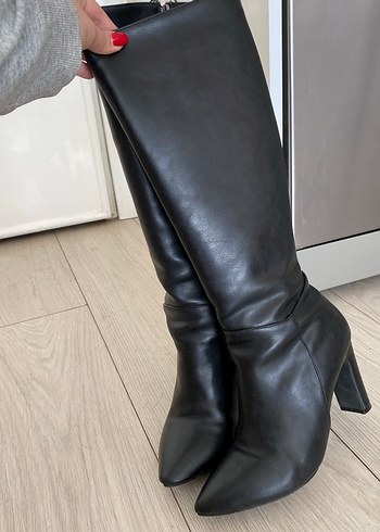 Siyah Deri Stiletto Topuklu Kadın Diz Boyu Çizme - Görsel 2