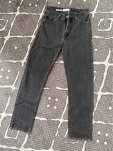 Bershka Jean