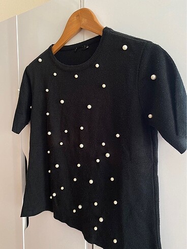 Zara İnci Detaylı Triko