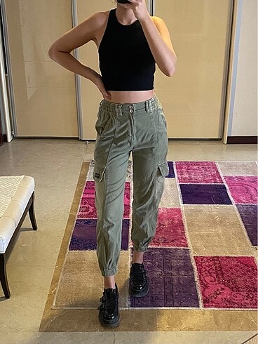BERSHKA jogger kargo pantolon