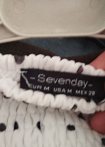 m Beden Uzun Kollu Puantiyeli Fırfırlı Bluz