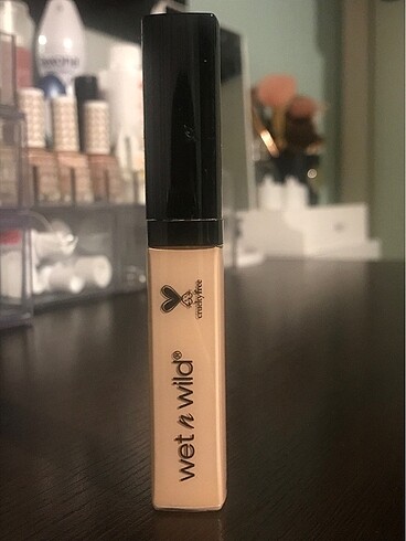 Wet?n Wild Kapatıcı