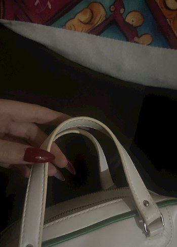 Yeşil Spor Temalı Vintage Deri Bershka Çanta - Görsel 5