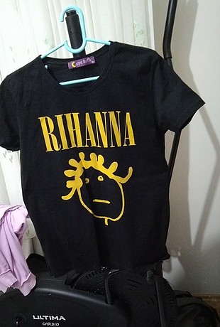 düz Rihanna tişört