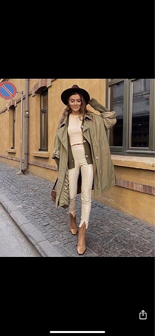 trenchcoat