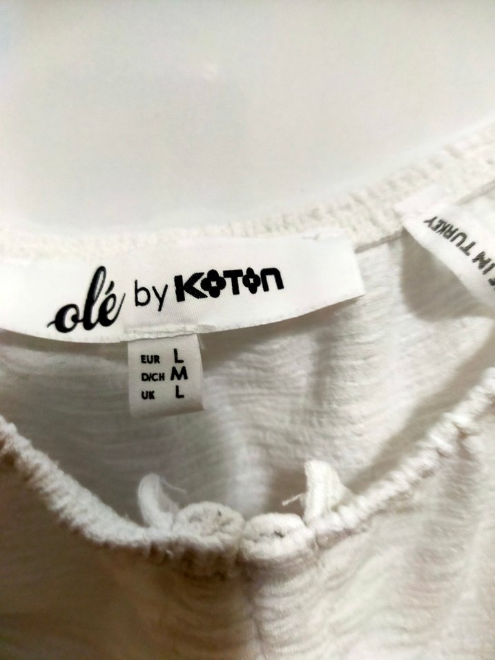 Beyaz Kısa Kollu V Yaka Mini Keten Bluz - Görsel 2