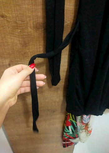 Kadın Siyah Uzun Kollu Kuşaklı Hırka - Görsel 3