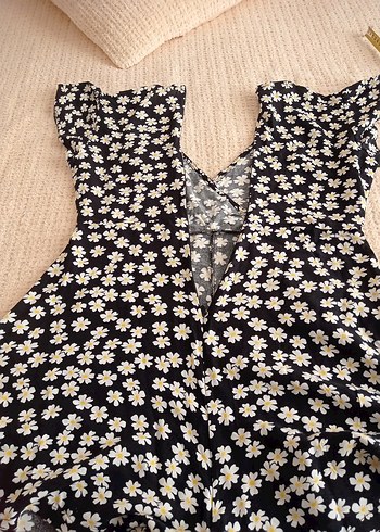 Çiçek Desenli Siyah Mini Tulum - Görsel 6