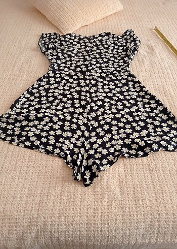 Çiçek Desenli Siyah Mini Tulum - Görsel 7