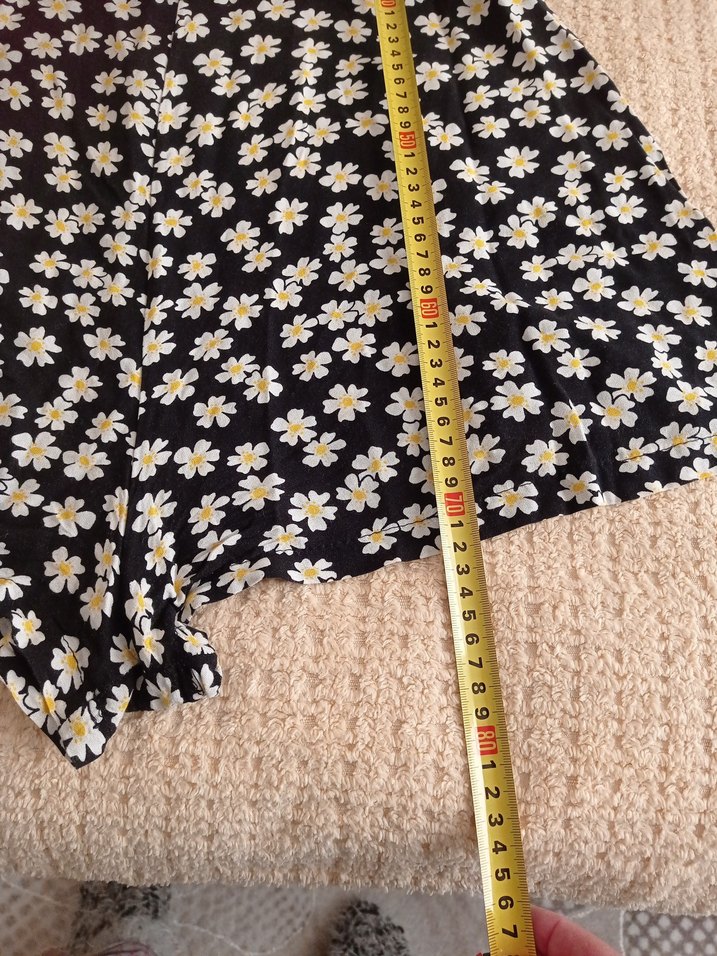 Çiçek Desenli Siyah Mini Tulum - Görsel 2