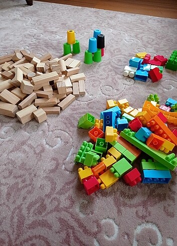 170 adet ahşap lego oyuncaklar