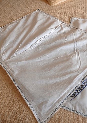 İşlemeli kanaviçe Beyaz Yastık Kılıfı - Görsel 4