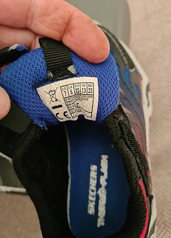 23 Beden siyah Renk 23 NO ORJINAL IŞIKLI SKECHERS TERMO FLASH