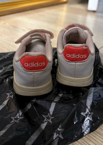 Adidas Kız Çocuk Beyaz Spor Ayakkabı Cırt Cırtlı - Görsel 4