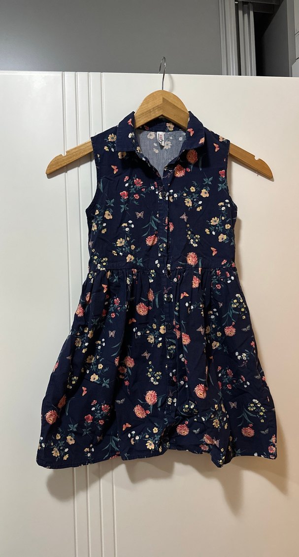 Kolsuz Çiçek Desenli Kız Elbisesi - Görsel 2