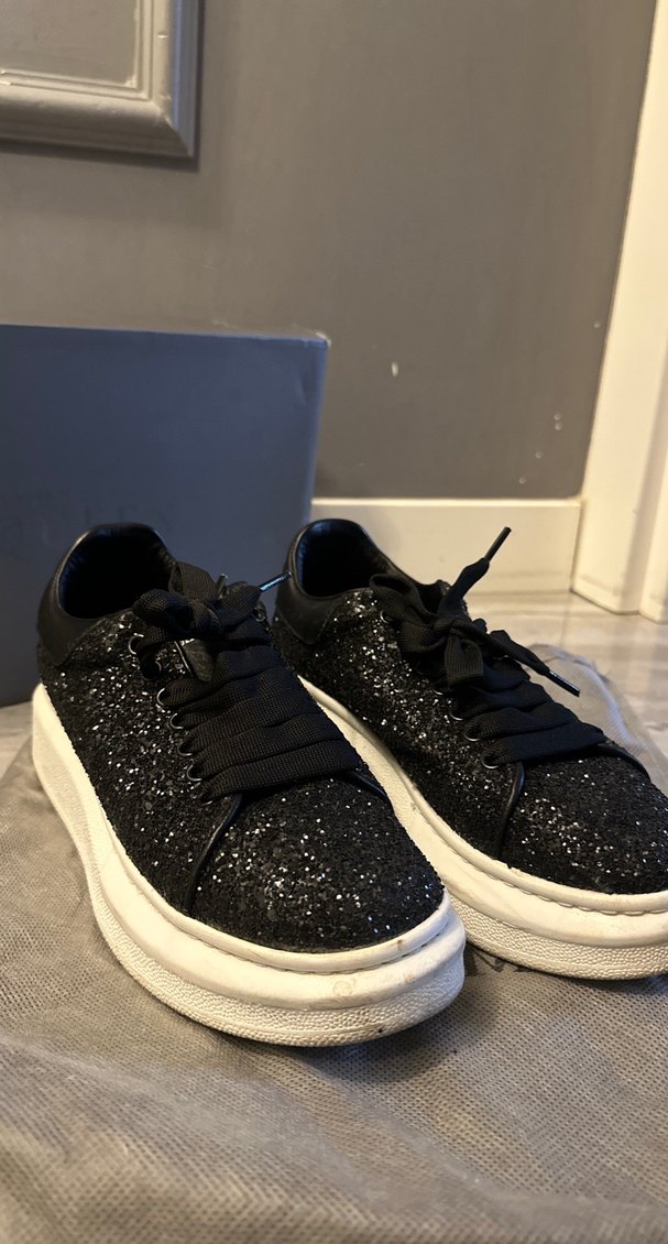 Mcqueen Simli spor ayakkabı - Görsel 2