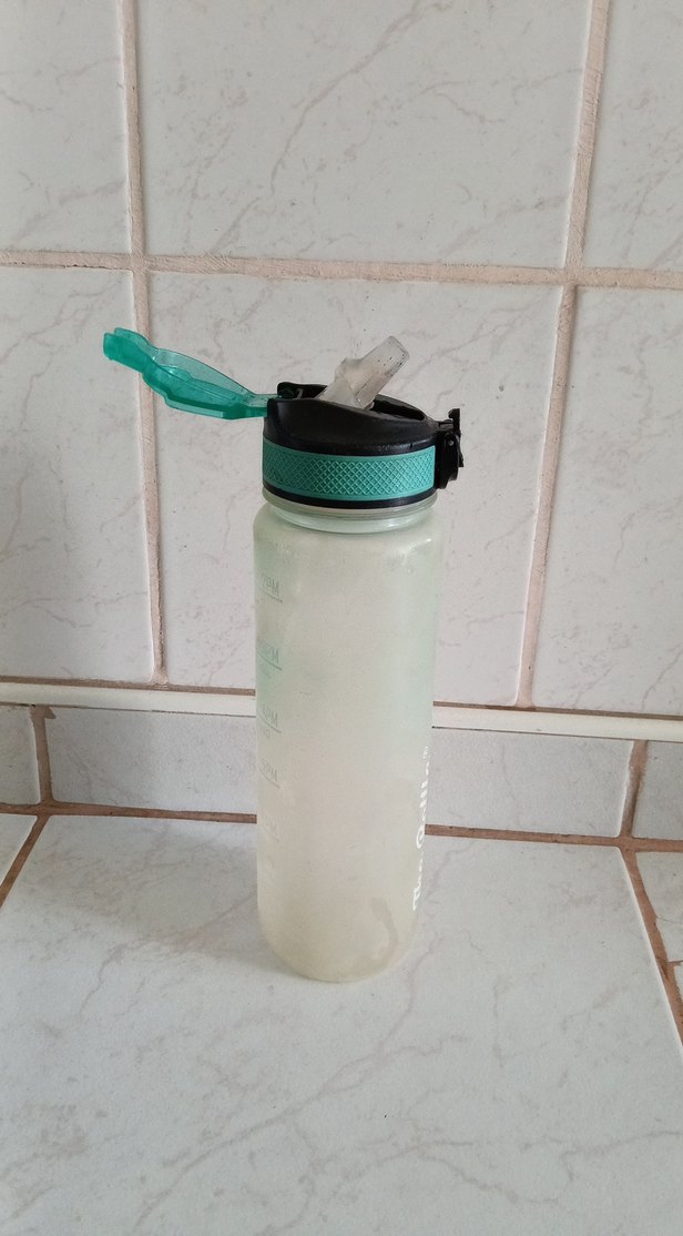 Bebek İçin Beyaz Şeffaf Su Şişesi - Görsel 4