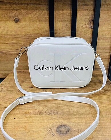 Beden Calvin Klein çanta