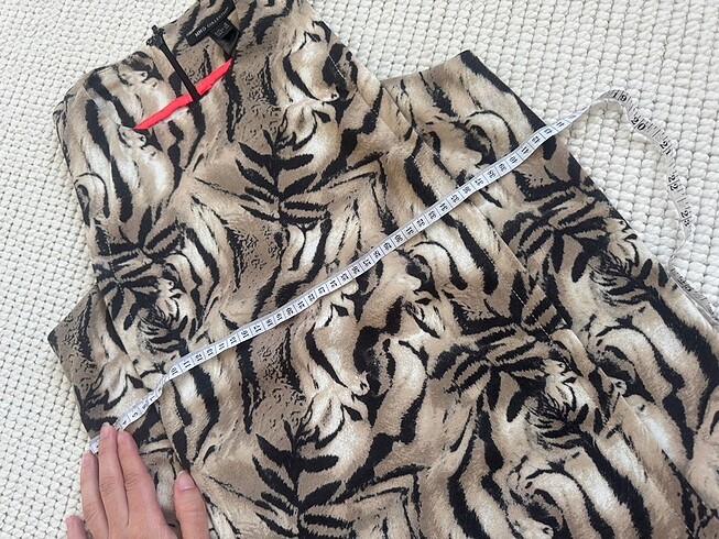s Beden Mango leopar elbise