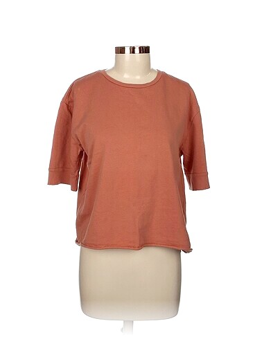 Zara T-shirt %70 İndirimli.