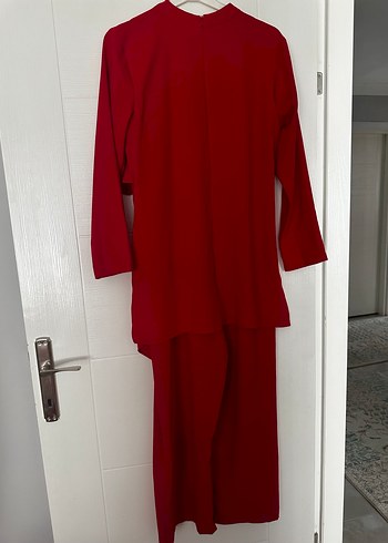 Kadın Kırmızı Uzun Kollu Şal Detaylı Tulum - Görsel 4