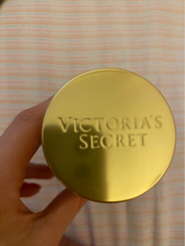  Beden Renk Victoria Secret Rush Vücut Spreyi