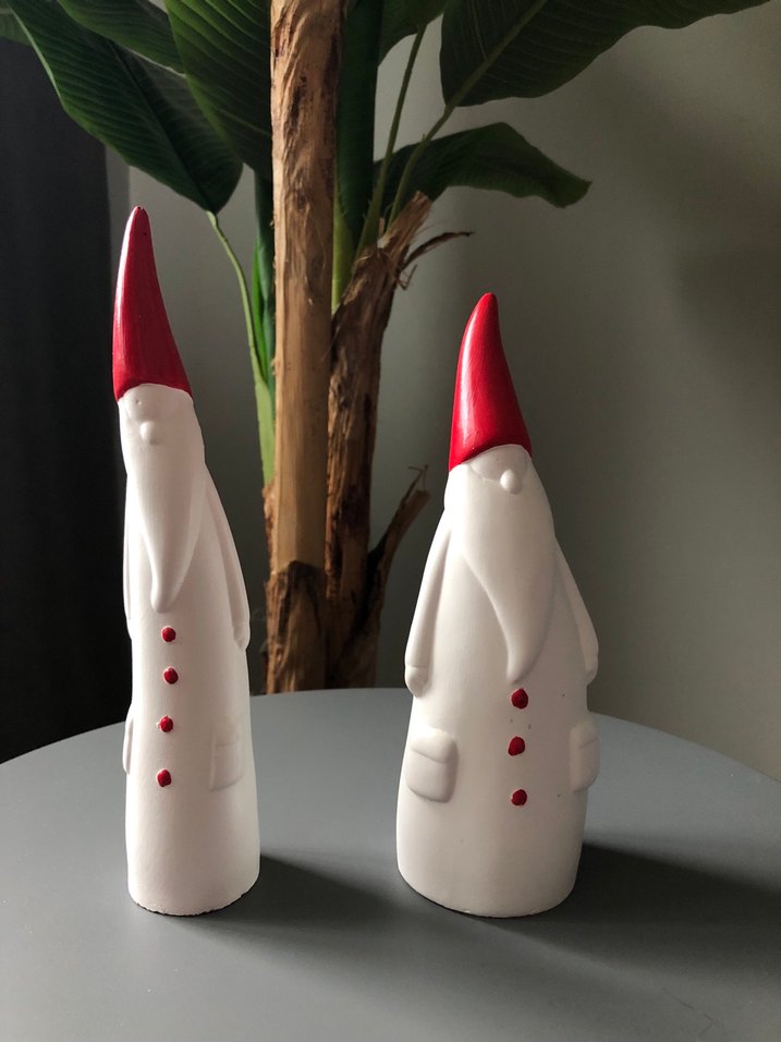 Kırmızı şapkalı beyaz figürin seti - Görsel 2