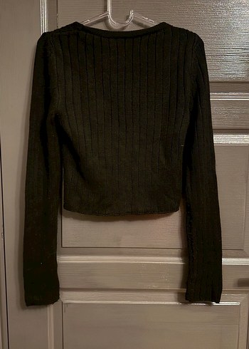 Siyah V Yaka Düğmeli Triko Kadın Hırka - Görsel 2