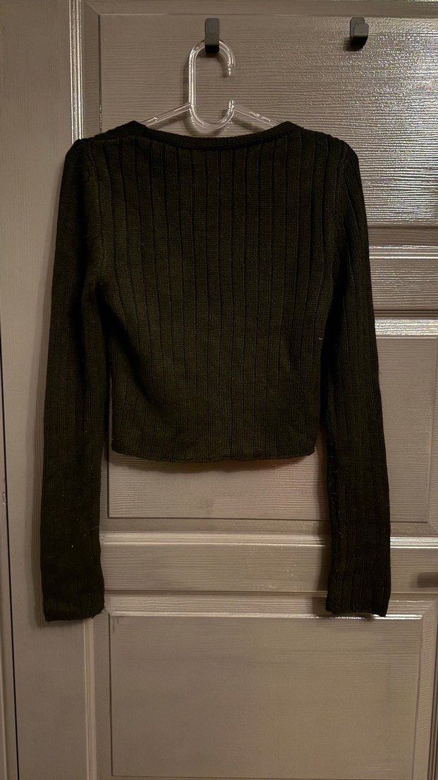 Siyah V Yaka Düğmeli Triko Kadın Hırka - Görsel 2