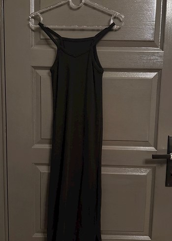 Siyah Uzun İnce Askılı Fitilli Elbise - Görsel 2