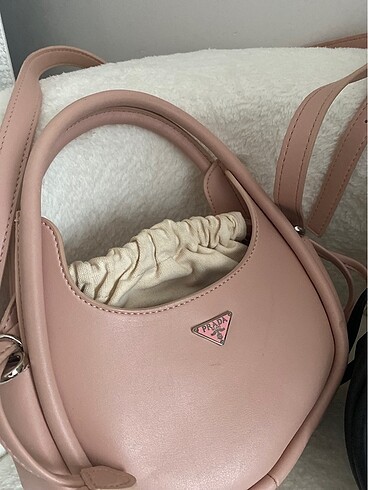 Prada Prada Yavrulu Çanta İki adet alırsanız tek fiyatı bu şekildedir