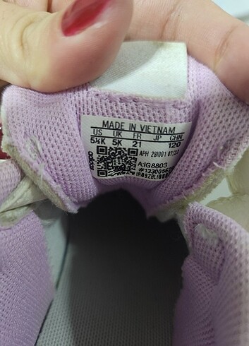21 Beden beyaz Renk Adidas spor ayakkabı