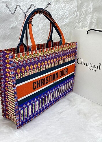 Christian Dior modelimiz ????