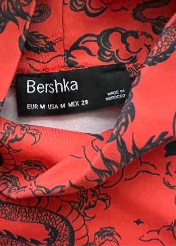 Bershka Baskılı Kırmızı Balıkçı Yaka Bluz