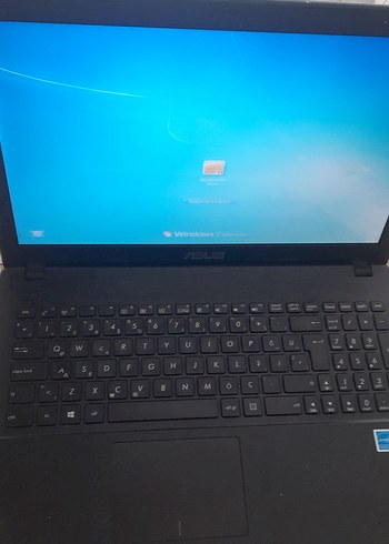 Mavi ASUS Laptop