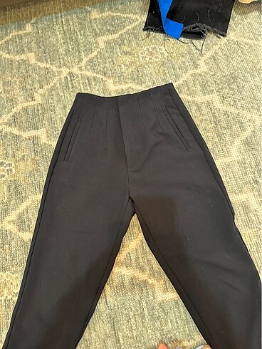 36 Beden Stradivarius pensli siyah pantolon